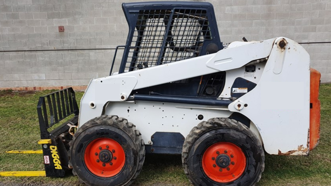 Bobcat S220 Data