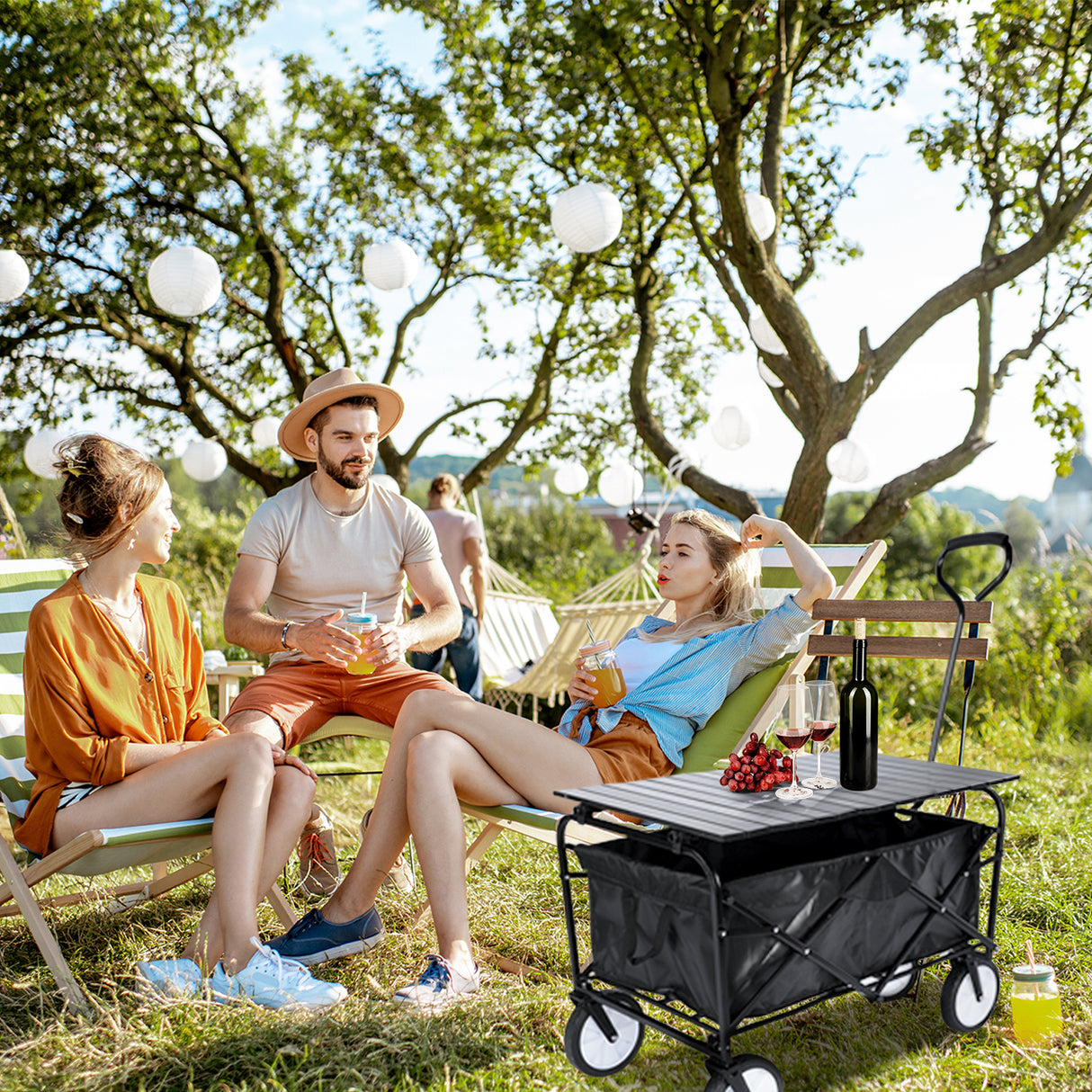 Chariot de camping en plein air utilitaire combiné de table de chariot pliant portable avec roues antidérapantes universelles, poignée réglable et bureau en métal noir, capacité de 176 lb