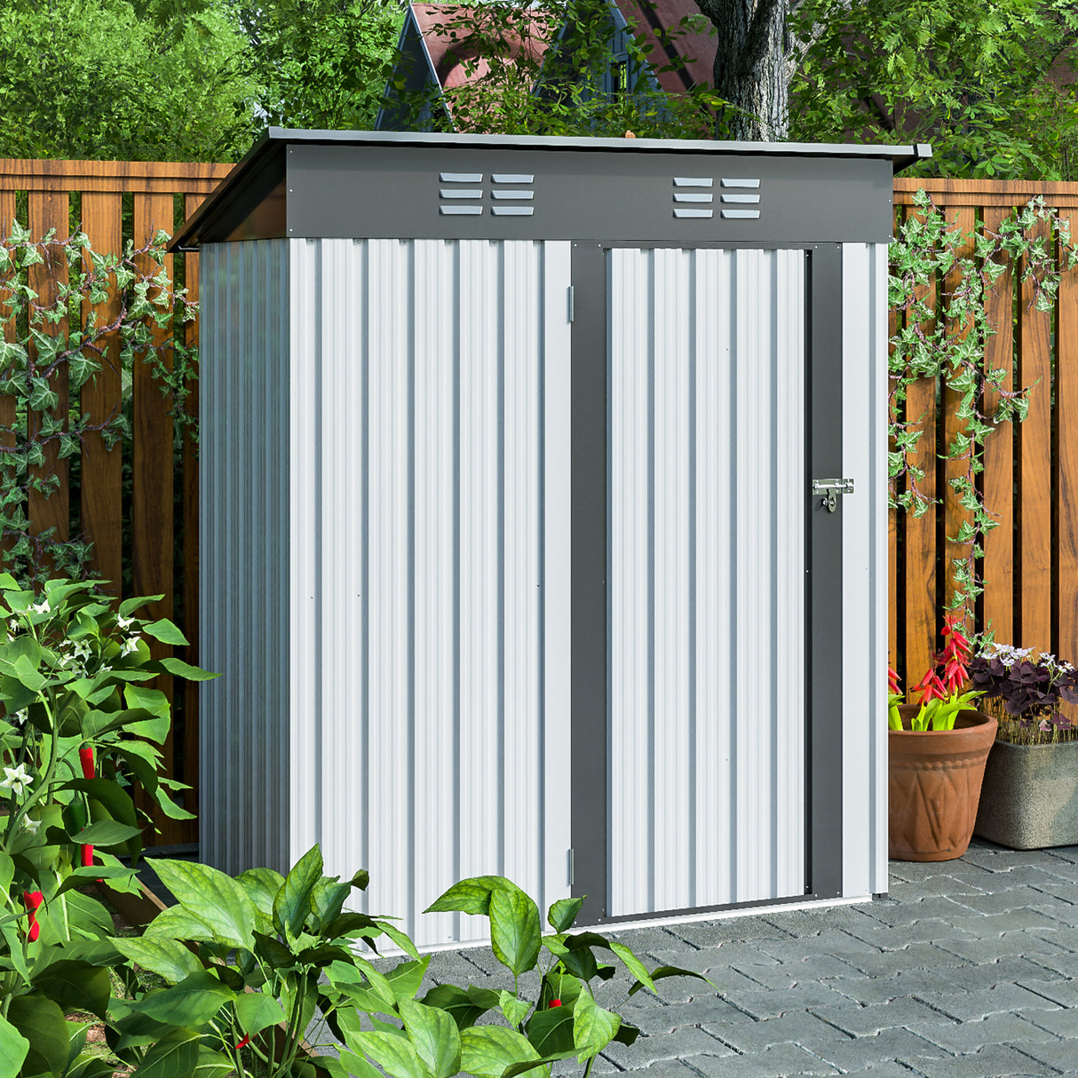 5 X 3 Ft Outdoor Storage Shed Galvanized Metal Garden na may Lockable Doors Tool Para sa Patio Lawn Backyard Trash Cans White