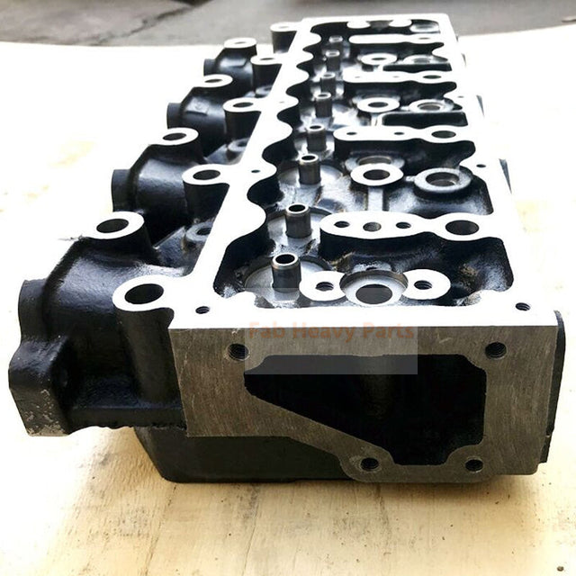 Engine TD23 Complete Cylinder Head with Valves for Nissan Atlas TF22