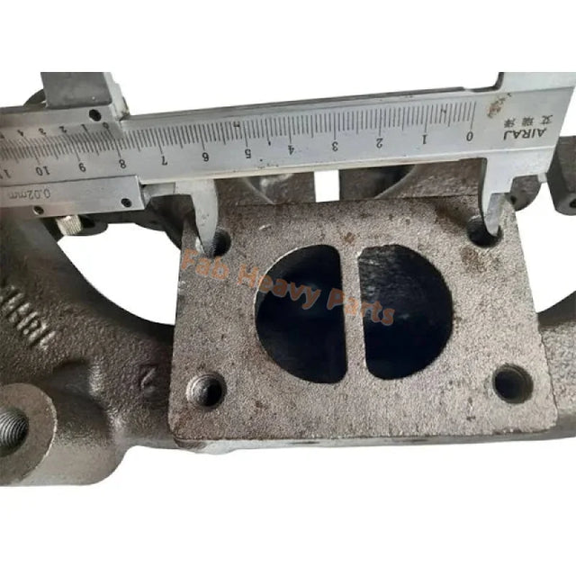 Collettore di scarico 6205-11-5130 adatto per Komatsu EGS65-5 S4D95LE-2 adatto per motore Cummins B3.3 Doosan Daewoo 470 plus Skid Steer